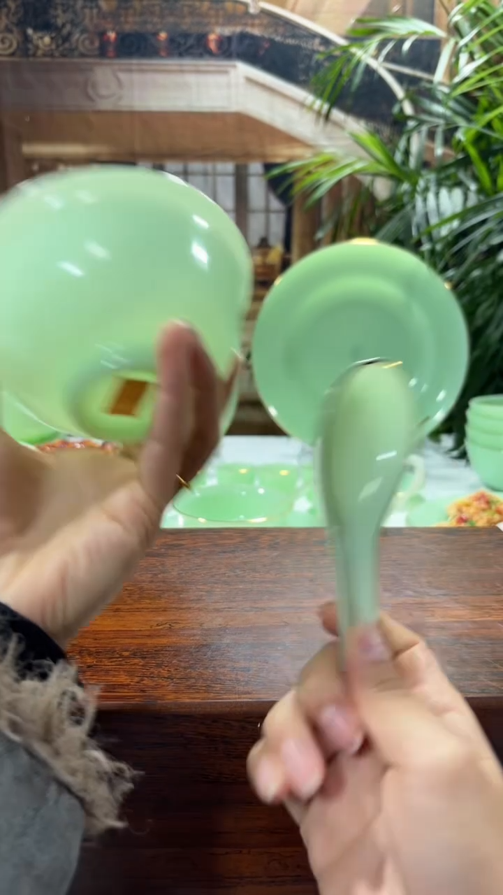 【闪购商品】....小汤勺玉瓷6个  【贝美】 