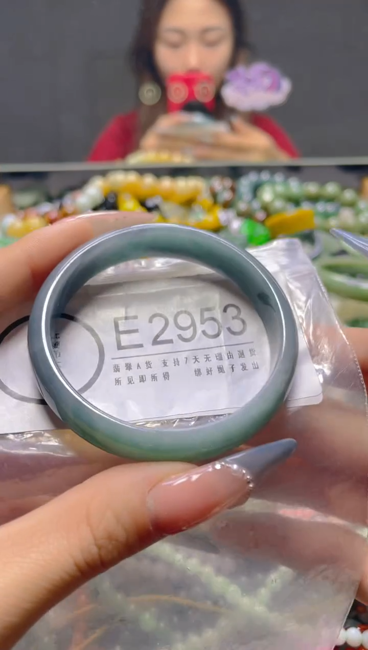 颈饰未镶嵌翡翠53/E/翡翠A货，一件也是批发价