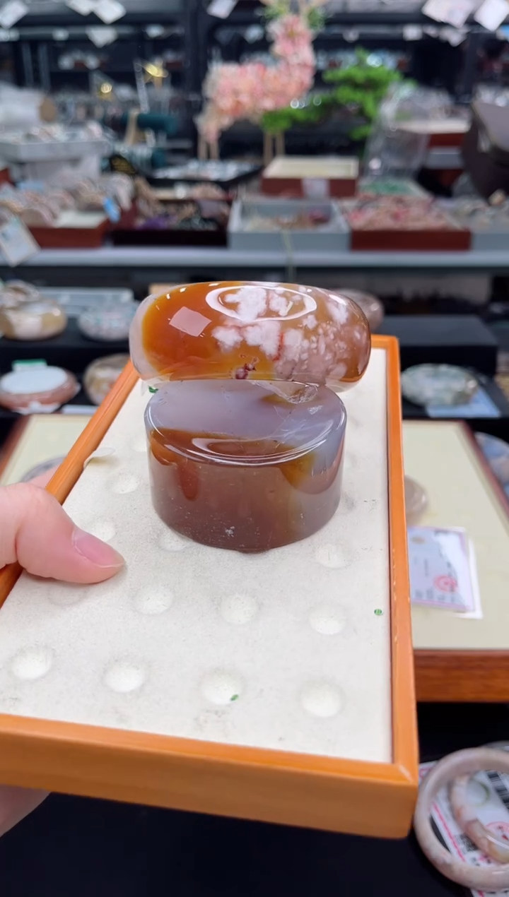 【闪购商品】石英质玉手镯未镶嵌63圈口（赠品镯心）S9379