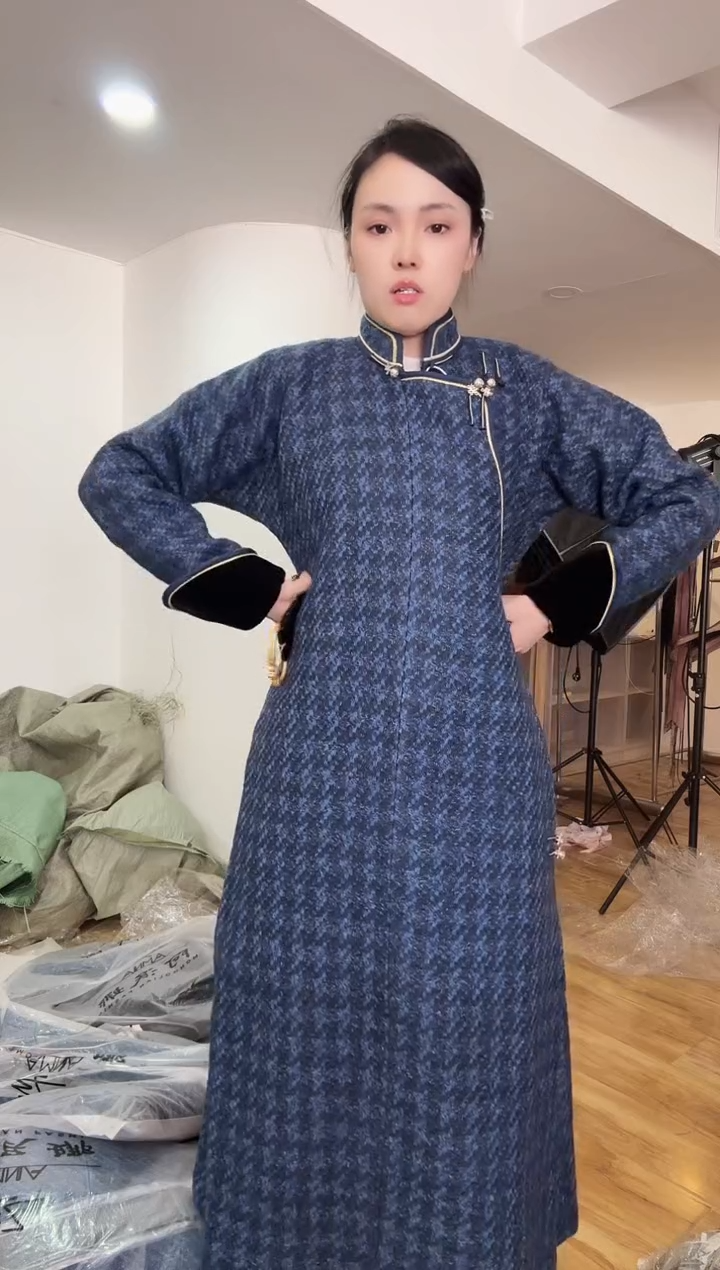 蒙古袍       XL码      120-130斤