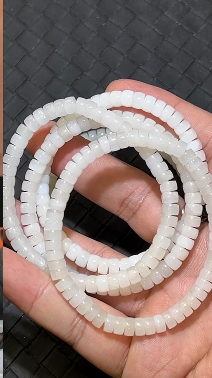 未镶嵌和田玉挂件B251210-01(多样性发货发其一)