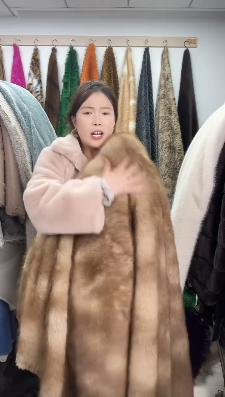 狐狸毛D007尺寸1.8*1.9