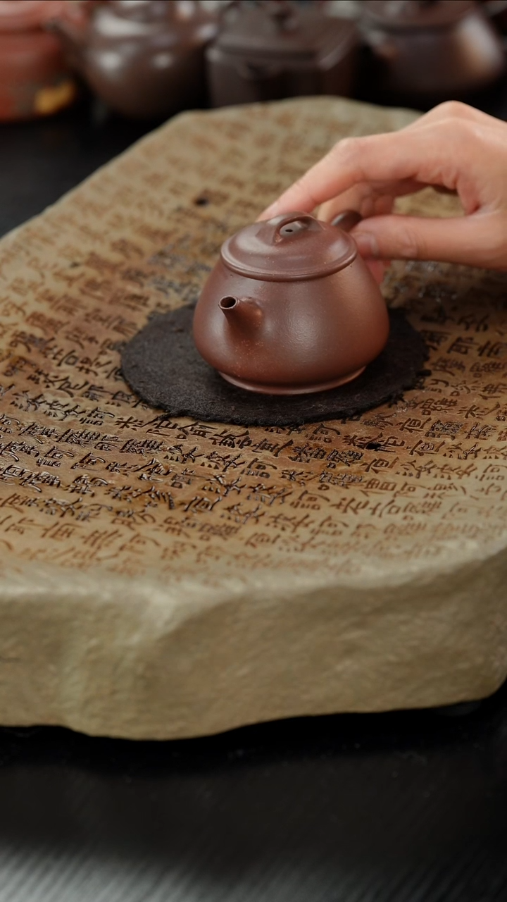 【闪购商品】紫砂茶壶lx老紫泥饮瓢140cc