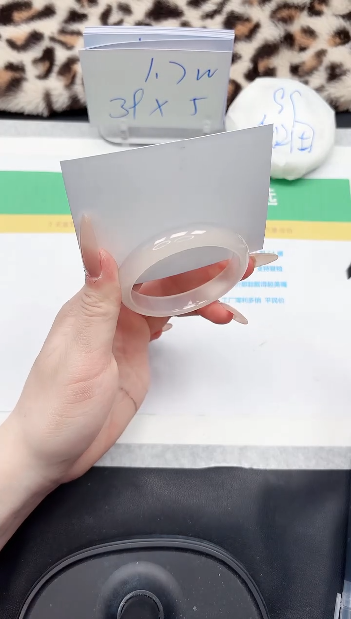 【闪购商品】石英质玉手镯未镶嵌315-52