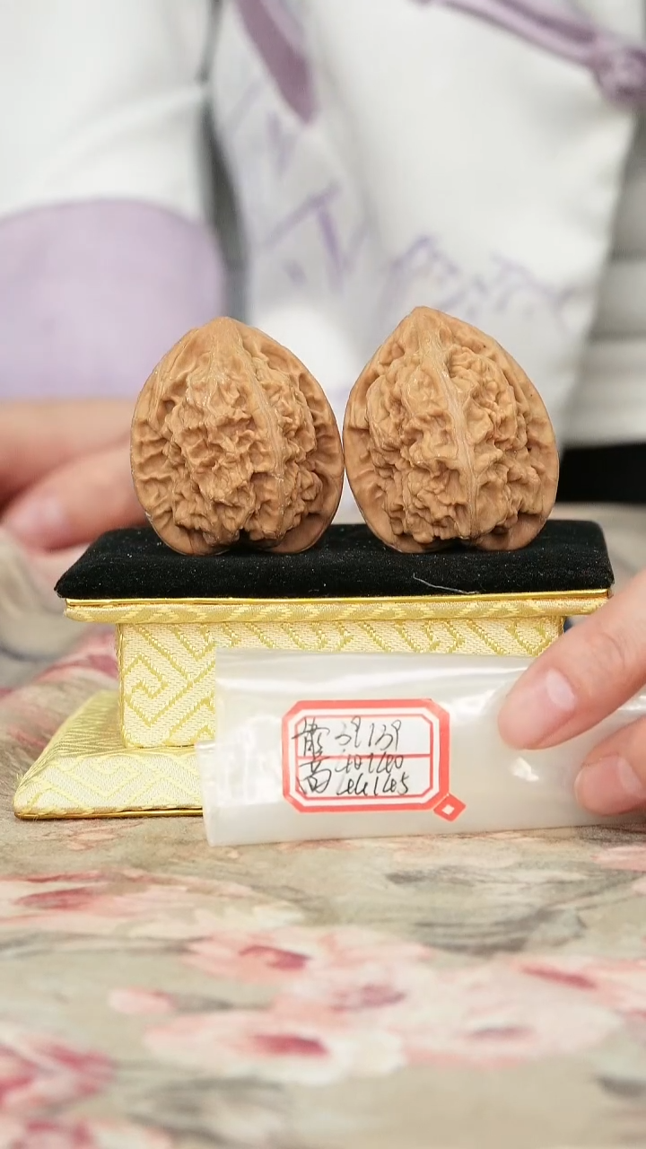 把件文玩核桃马蹄