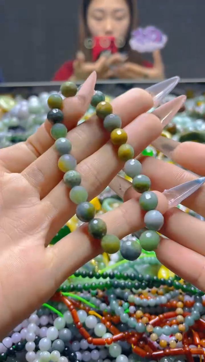 颈饰未镶嵌翡翠8MM