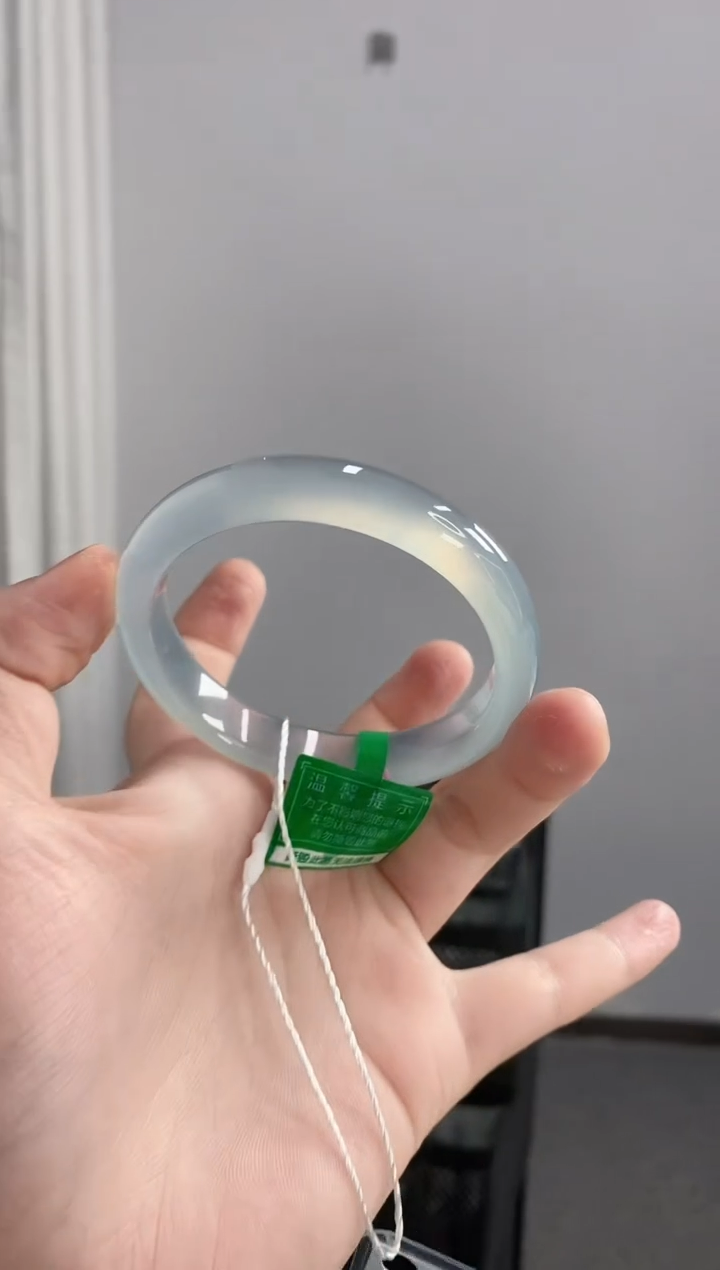 【闪购商品】玛瑙/玉髓手镯未镶嵌52圈