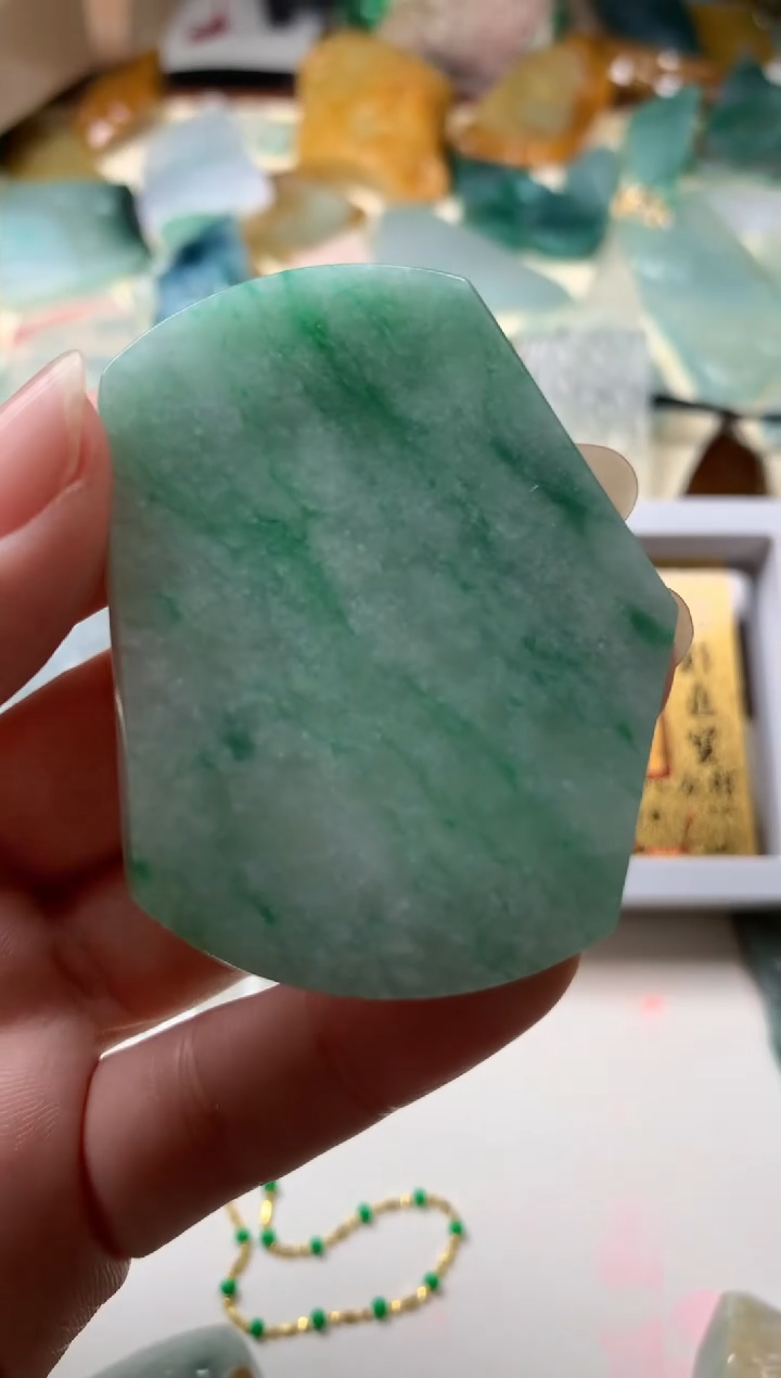 【闪购商品】翡翠颈饰未镶嵌吊坠