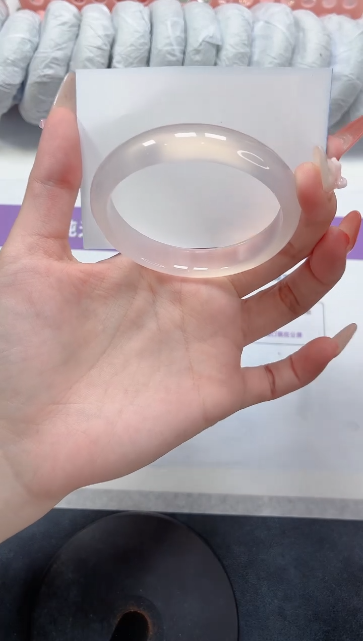 石英质玉手镯未镶嵌182-荔枝52