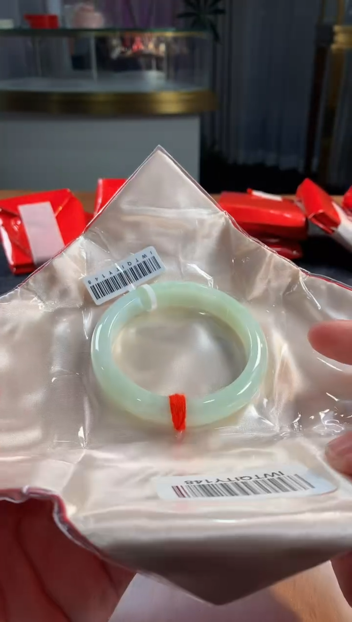 未镶嵌定制翡翠5082毛货不退不换 60-61圈