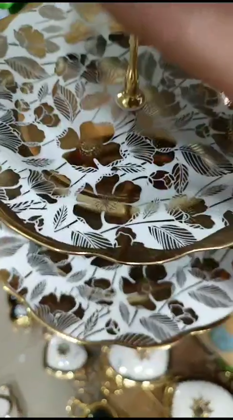 瓷014三层果盘一套