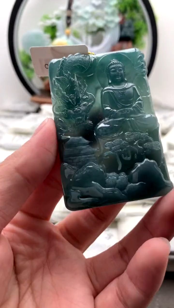 【闪购商品】翡翠颈饰未镶嵌大日如来