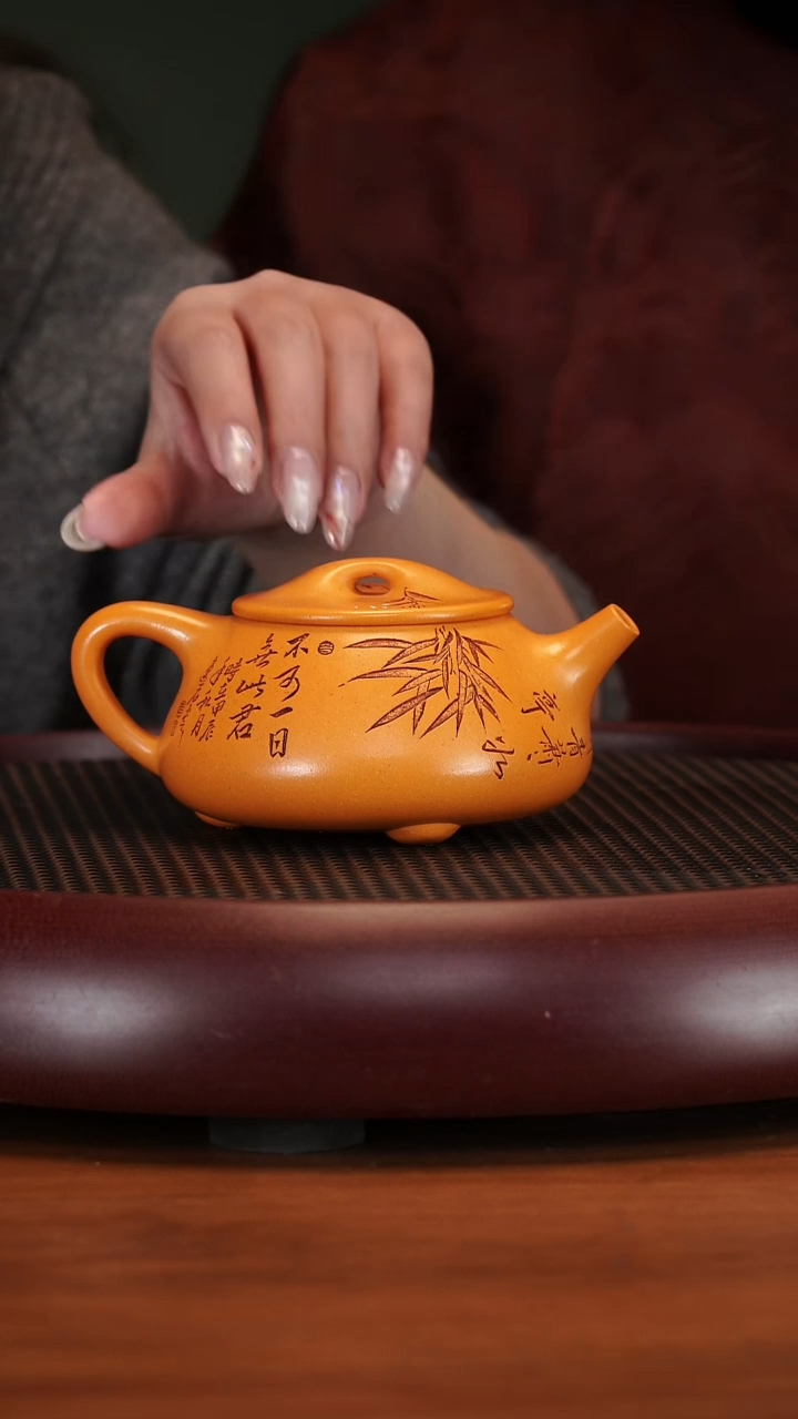 【闪购商品】紫砂茶壶2-30QYJ石瓢蜜蜡黄金段280cc