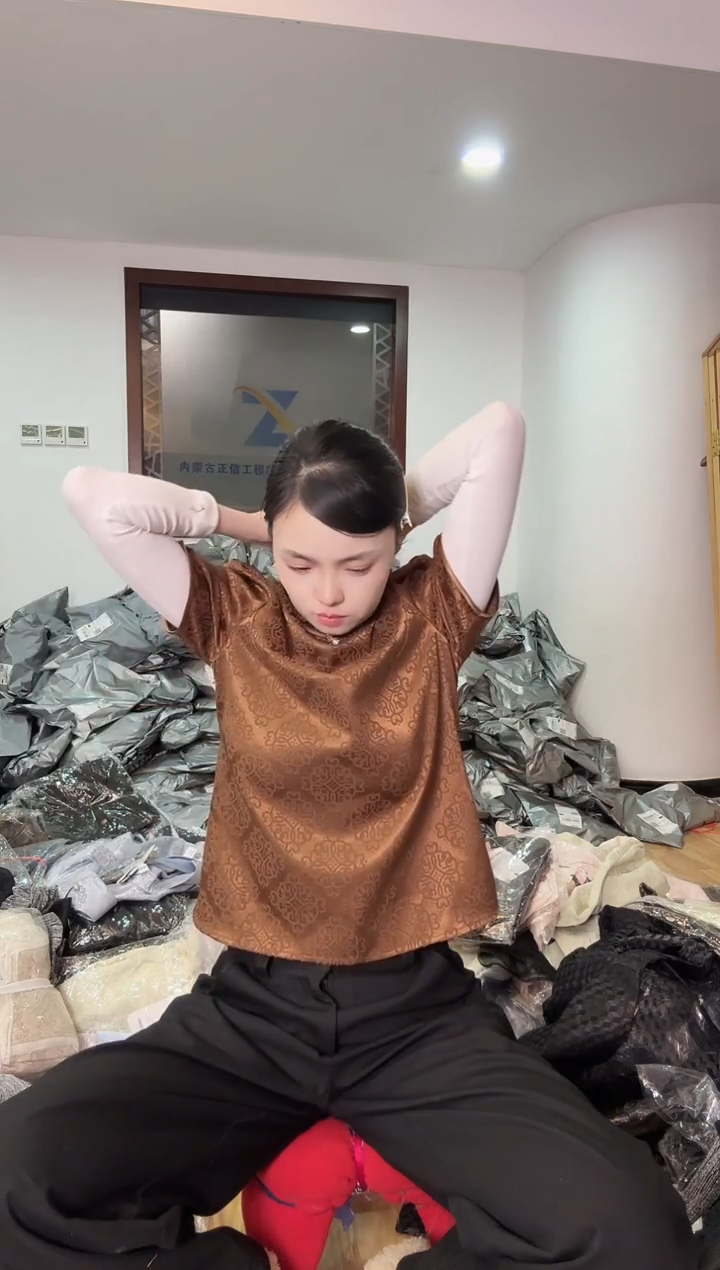 半袖 XL   125斤以里