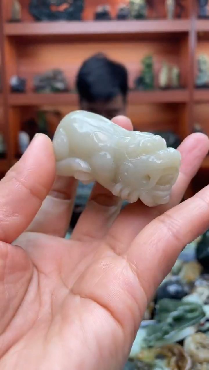 未镶嵌和田玉把件1