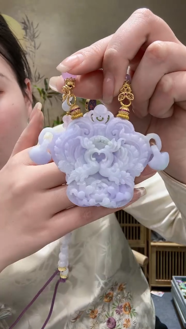 【闪购商品】翡翠颈饰未镶嵌吊坠