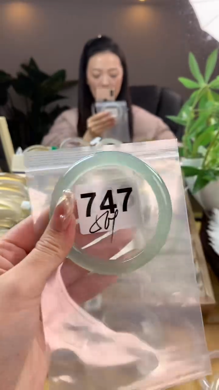 【闪购商品】玛瑙/玉髓手镯未镶嵌747