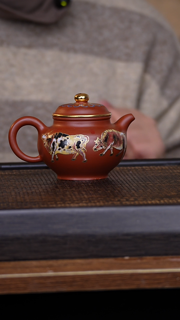 【闪购商品】紫砂茶壶456879321546789