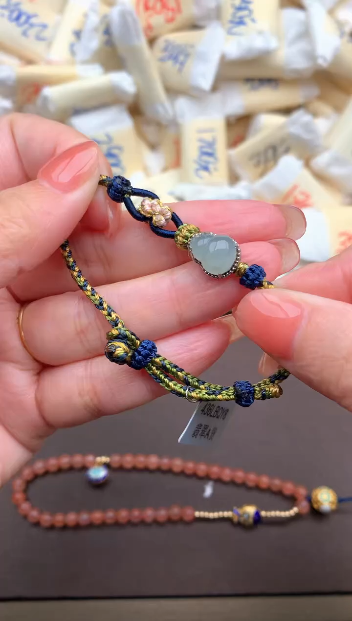 【闪购商品】翡翠挂件未镶嵌一