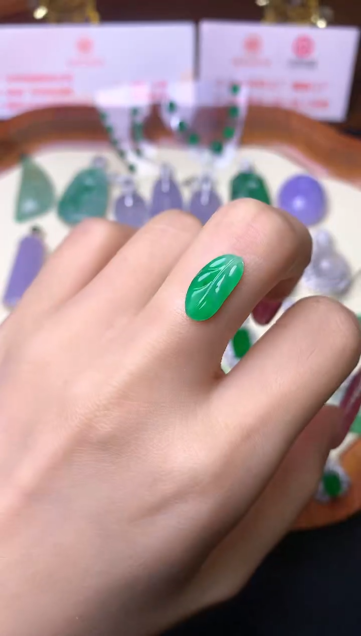 【闪购商品】定制翡翠未镶嵌裸石（镶嵌定制）