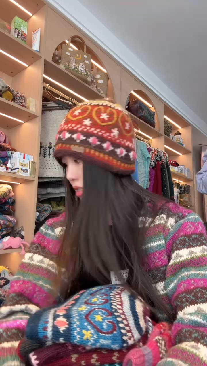 羊毛橘色爱心帽  