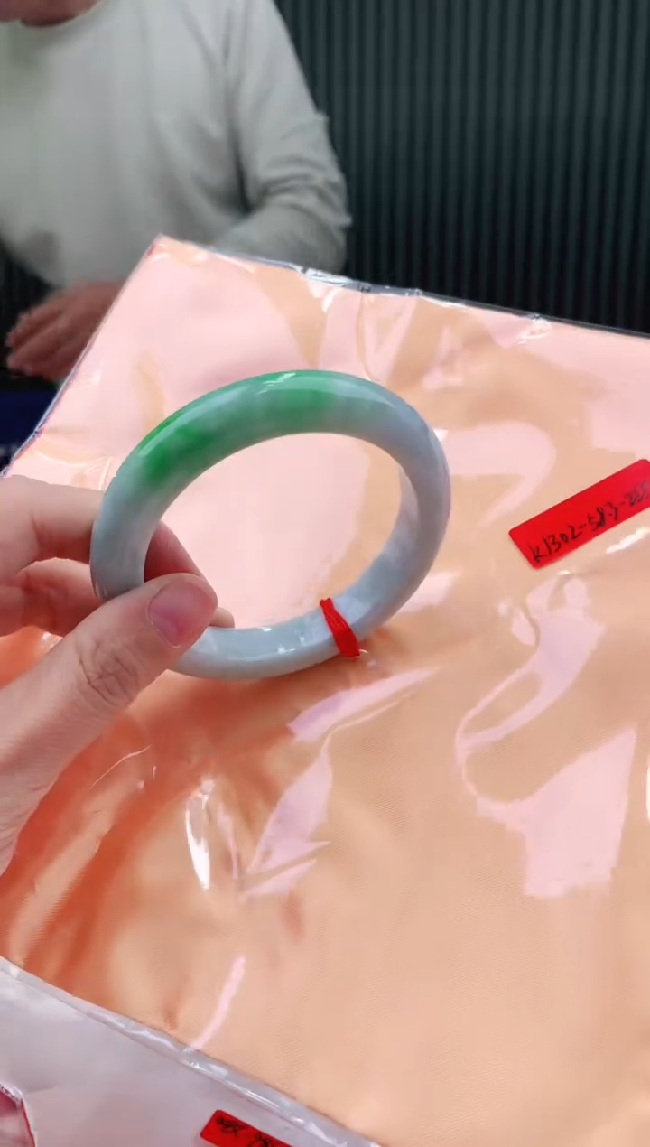 未镶嵌手镯翡翠58