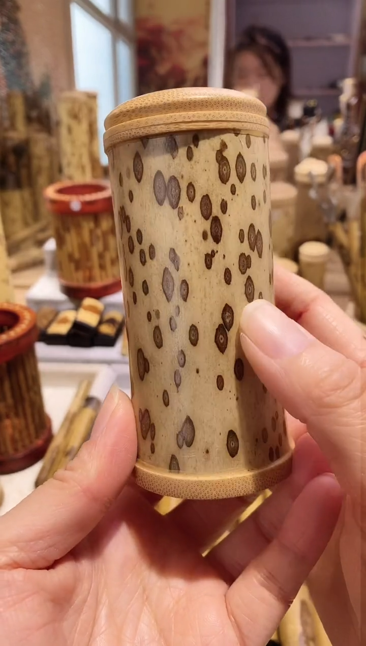 【闪购商品】梅鹿竹精品茶叶罐一个