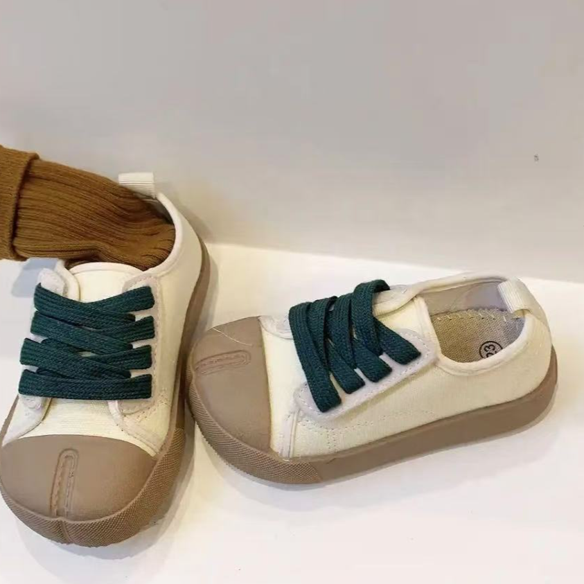 宝宝软底公主鞋。品牌撤柜 机能鞋 凉鞋 四季鞋