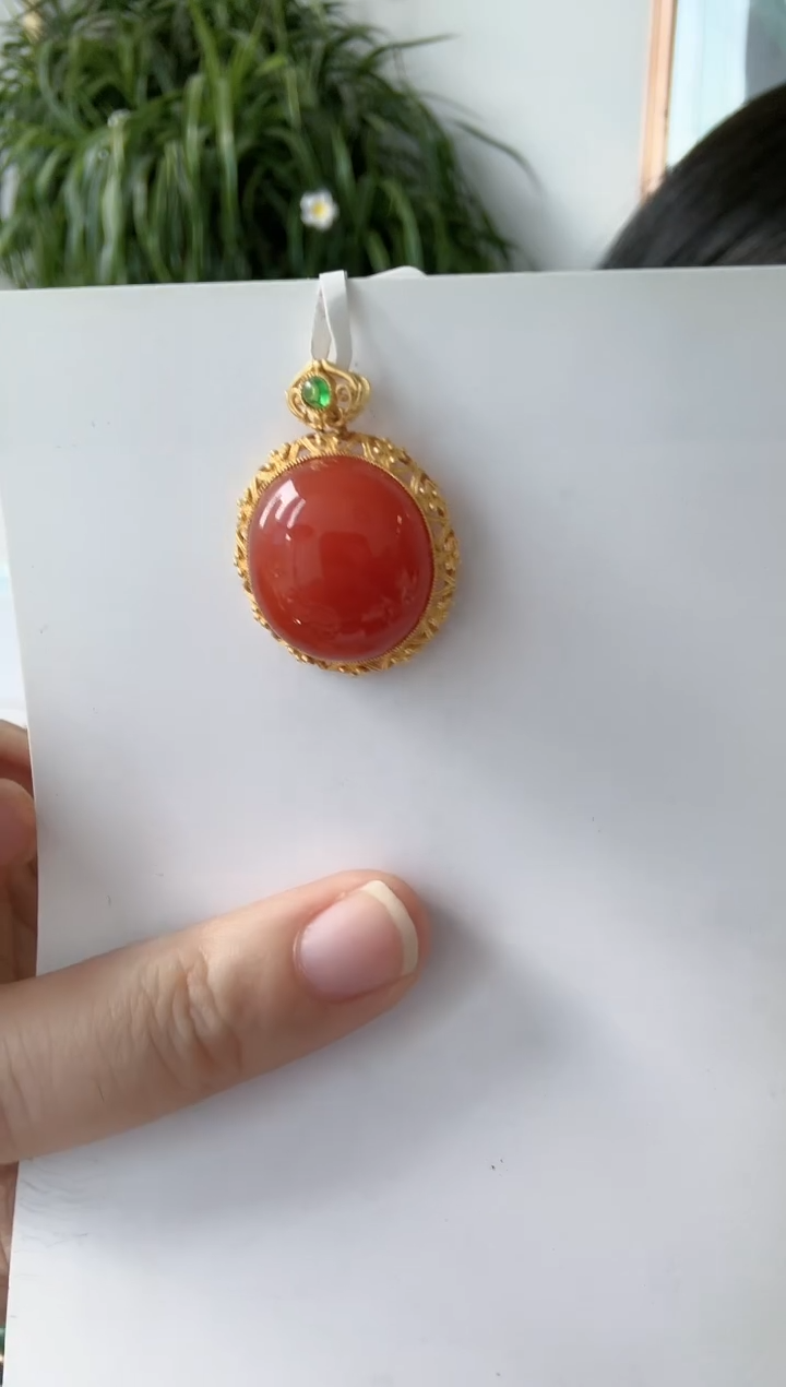 【闪购商品】南红玛瑙吊坠18K金镶嵌Q