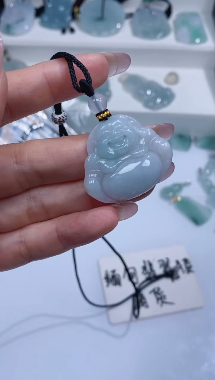 颈饰未镶嵌翡翠吊坠