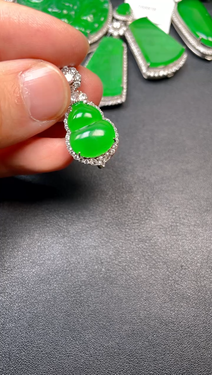 吊坠(不含链)银S925镶嵌翡翠吊坠