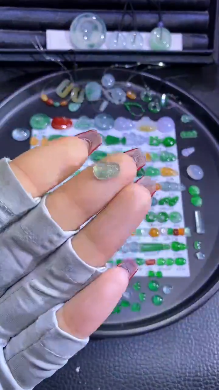 未镶嵌挂件翡翠貔貅