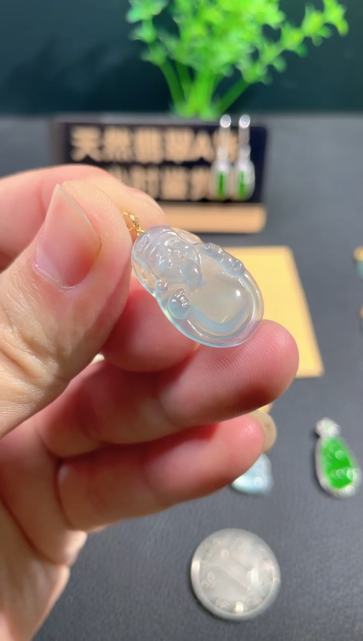 【闪购商品】翡翠颈饰18K金镶嵌翡翠