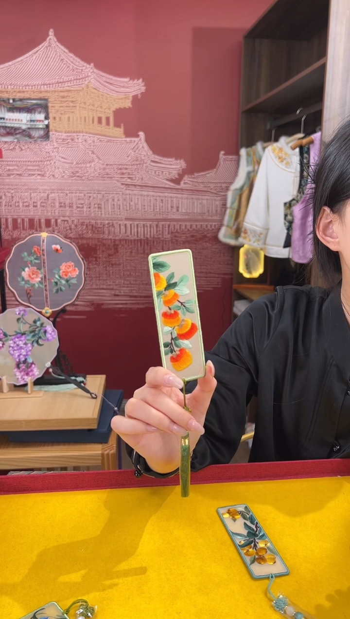 【闪购商品】刺绣苏绣手工刺绣双面绣书签 