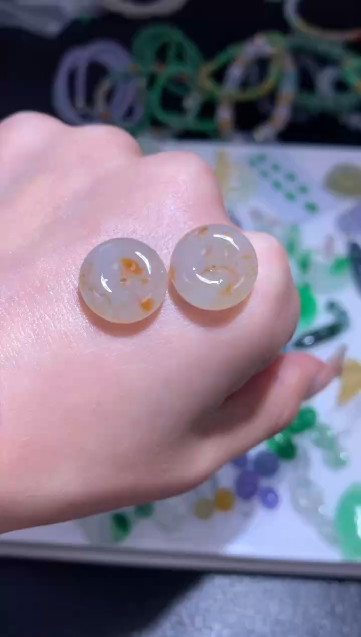 未镶嵌定制翡翠一对扣子