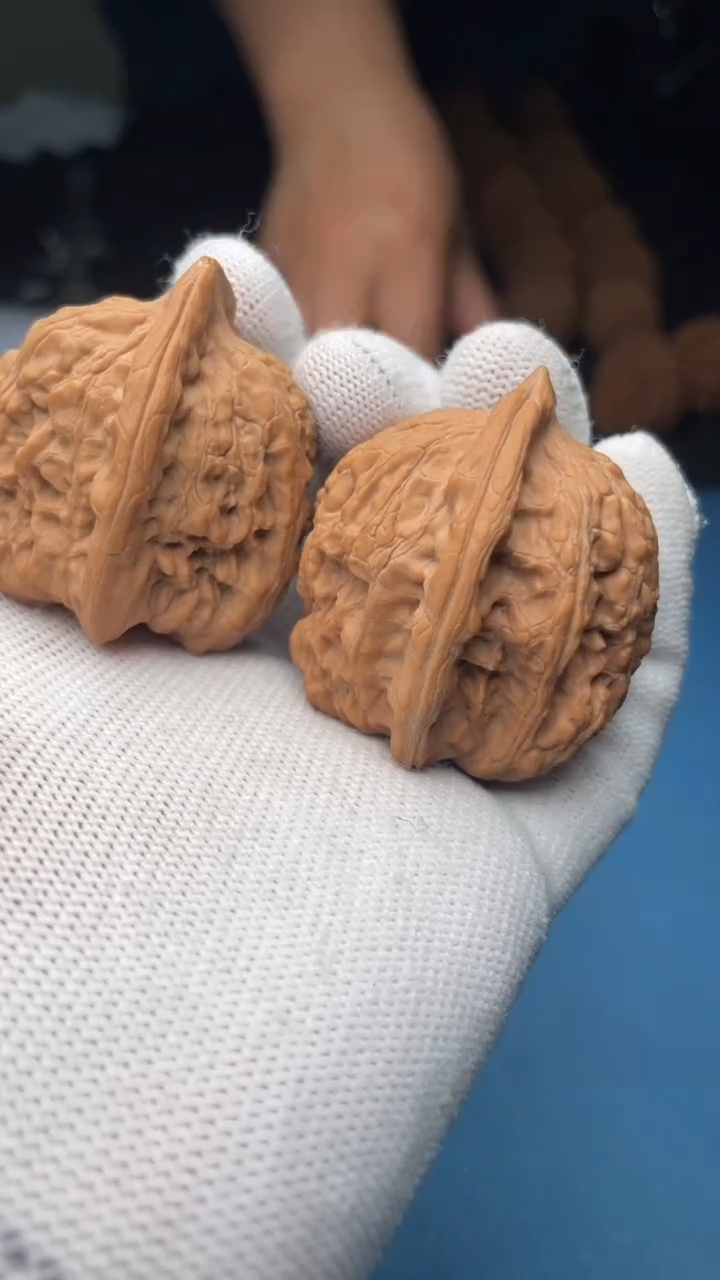 文玩核桃把件a19赤龙鸡心36尺