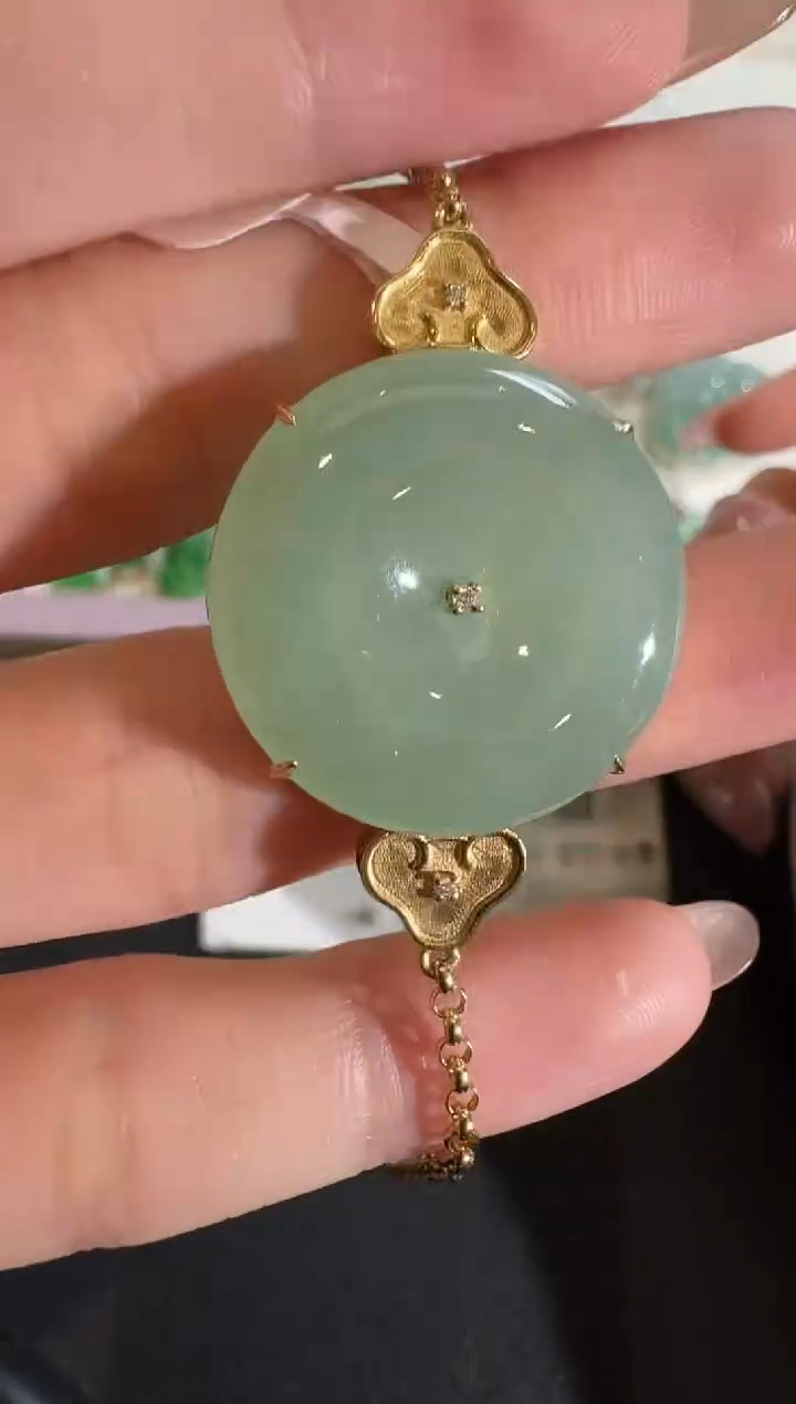 【闪购商品】翡翠吊坠(不含链)18K金镶嵌【源头工厂】钻石镶嵌