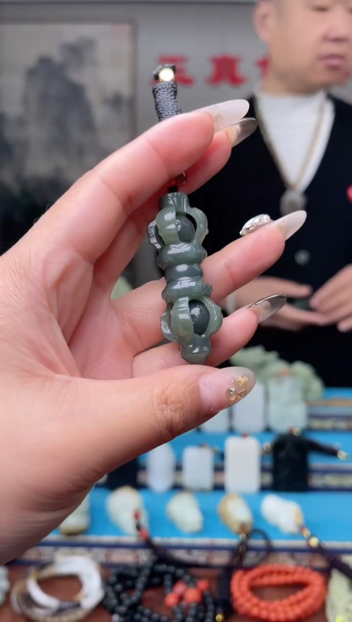 【闪购商品】和田玉挂件未镶嵌1