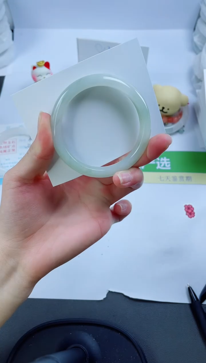 【闪购商品】石英质玉手镯未镶嵌20-54.8