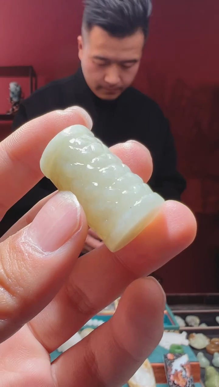 【闪购商品】和田玉吊坠(不含链)未镶嵌1