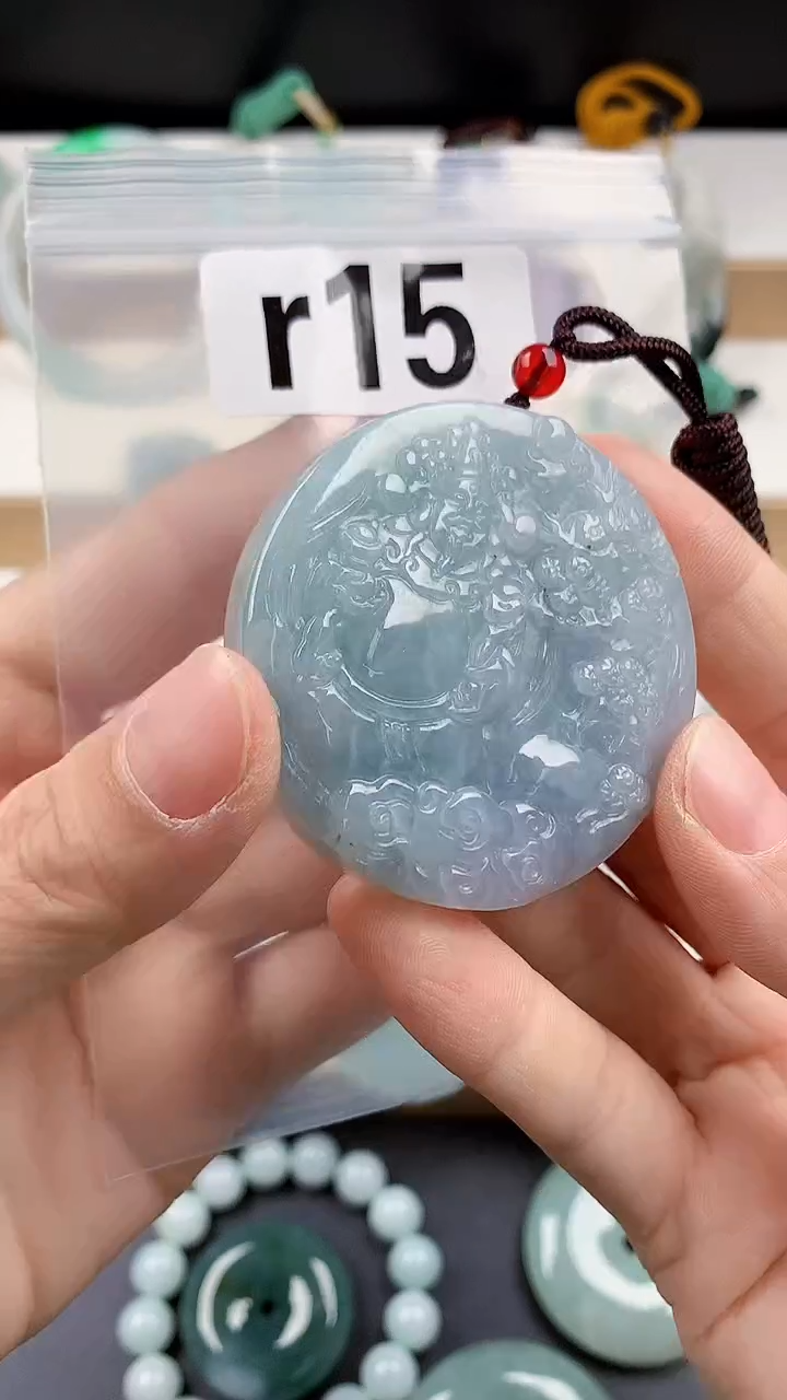 颈饰未镶嵌翡翠天然翡翠吊坠挂件