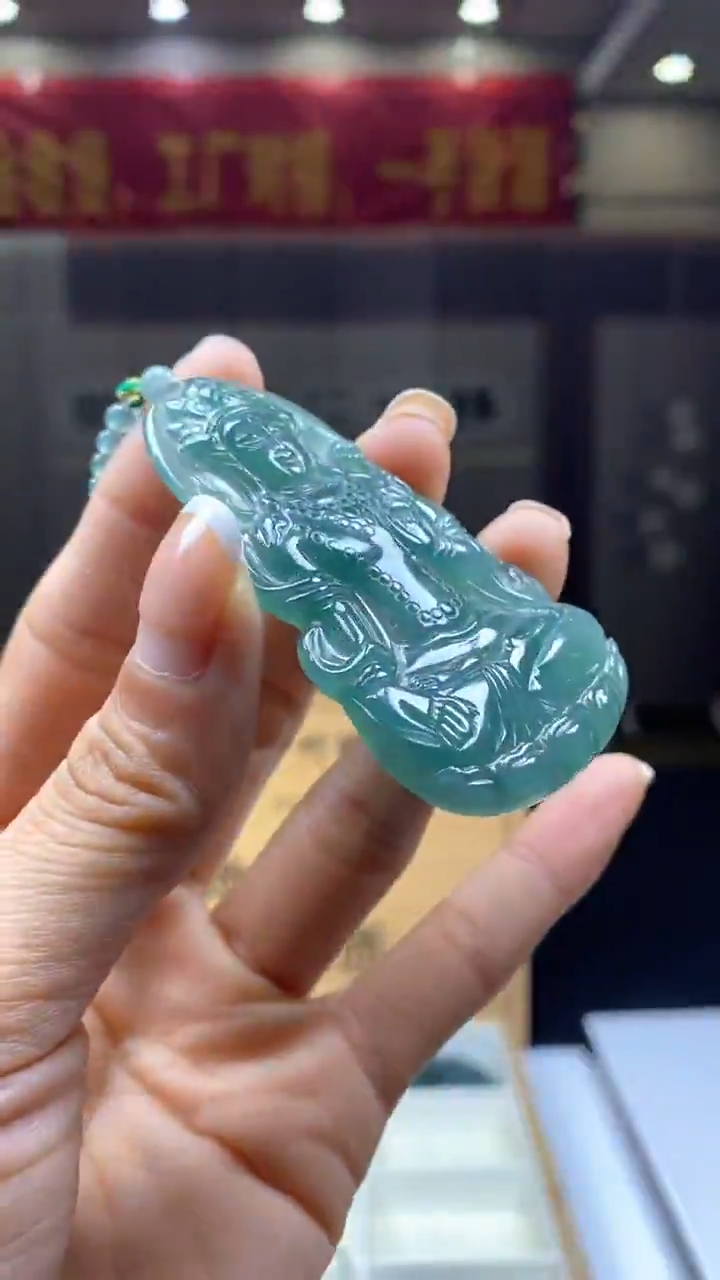 【闪购商品】翡翠颈饰未镶嵌********186