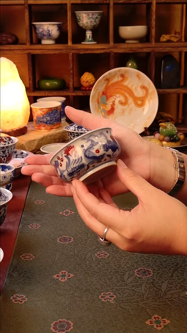 【手工手绘釉里红鱼藻普洱杯】