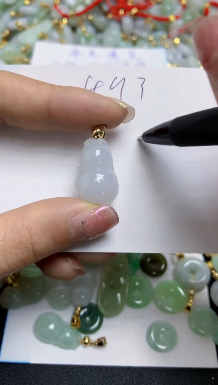 【闪购商品】翡翠颈饰合金天然翡翠A货