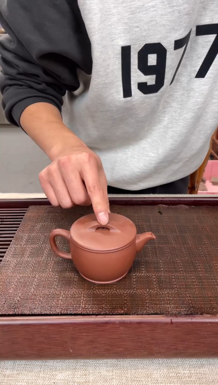 【闪购商品】紫砂茶壶底槽清天玉茗砂  汉瓦  矿标证书