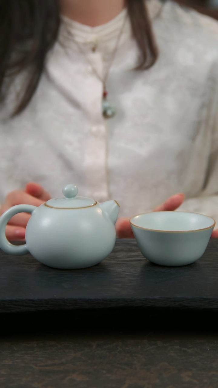 【闪购商品】杯西施壶1只+鸡缸杯1只（默认开片）