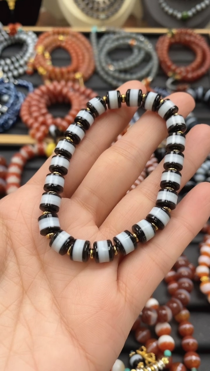 【闪购商品】玛瑙/玉髓手串未镶嵌手串