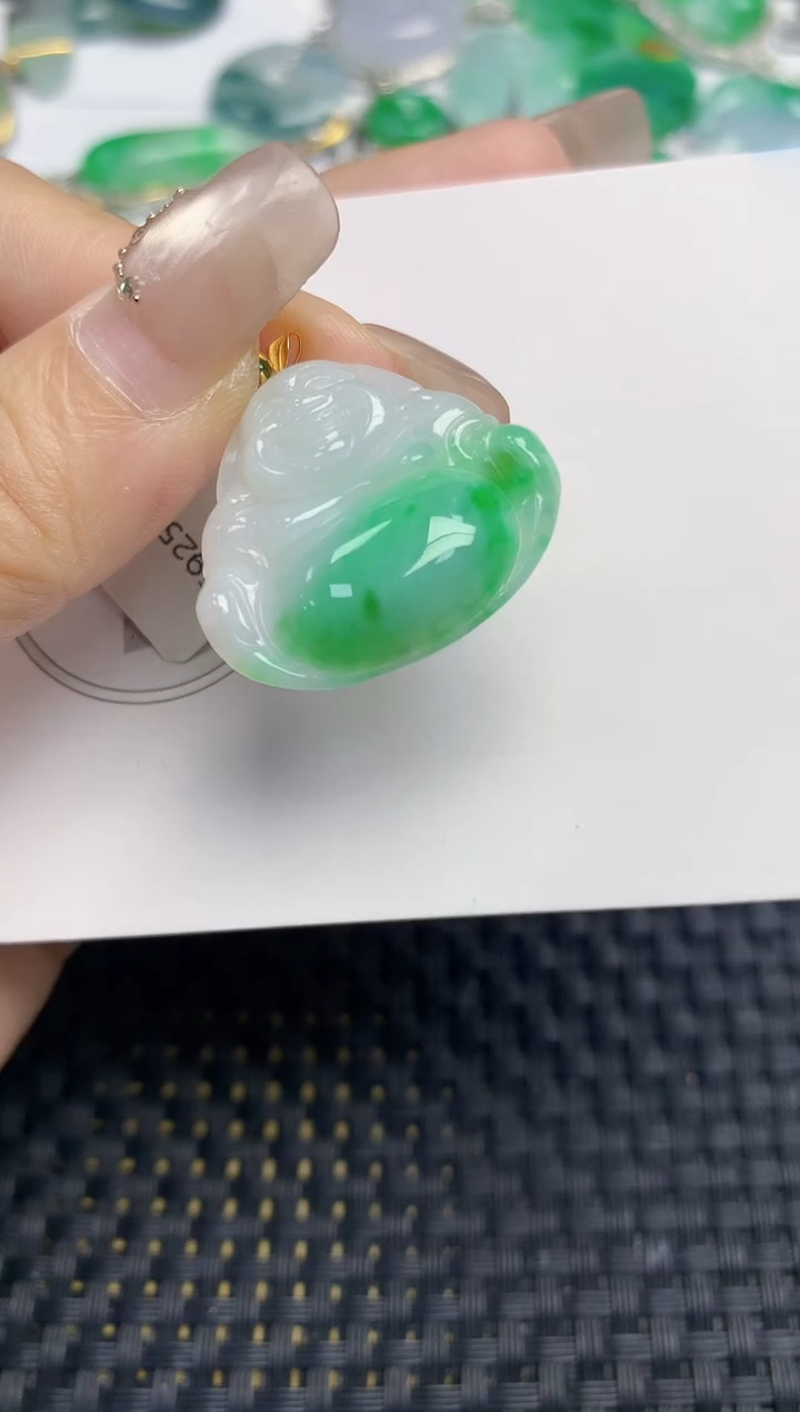 颈饰18K金镶嵌翡翠天然缅甸A货翡翠百元以上9元证书费自理