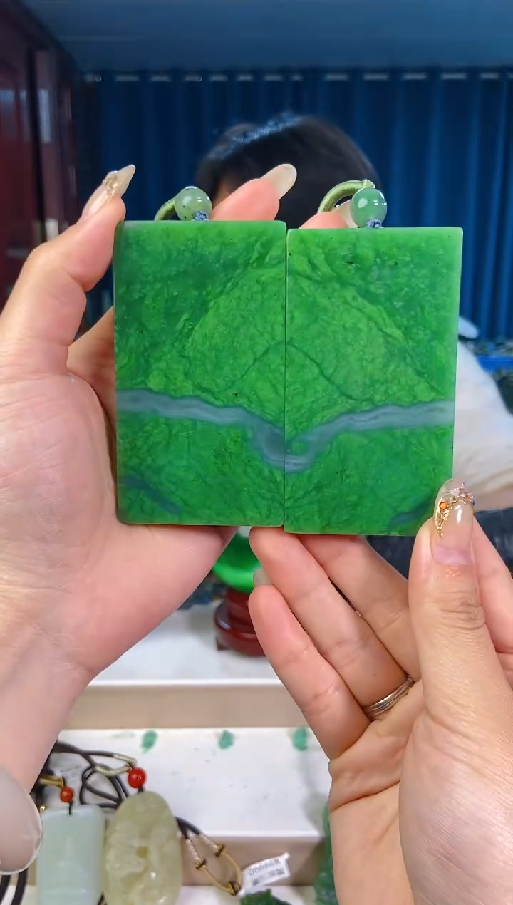 和田玉未镶嵌颈饰1