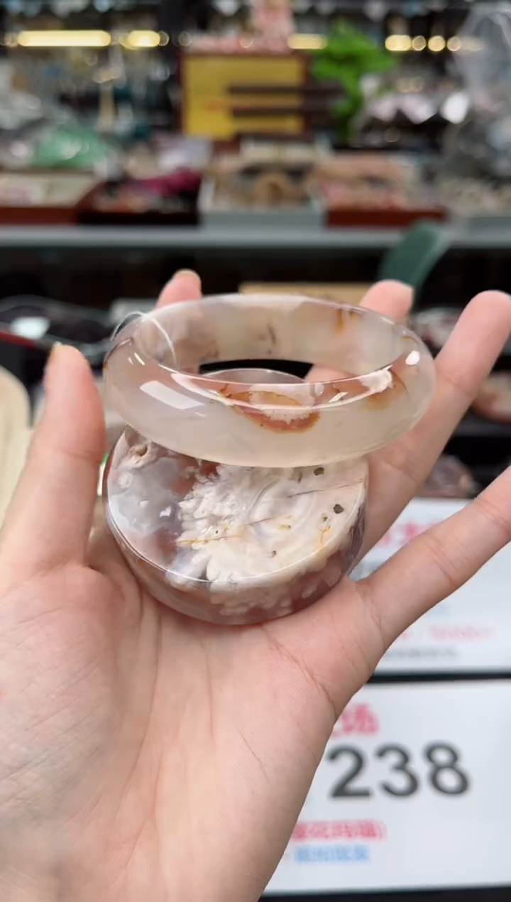 【闪购商品】石英质玉手镯未镶嵌59圈口（赠品镯心）3650373